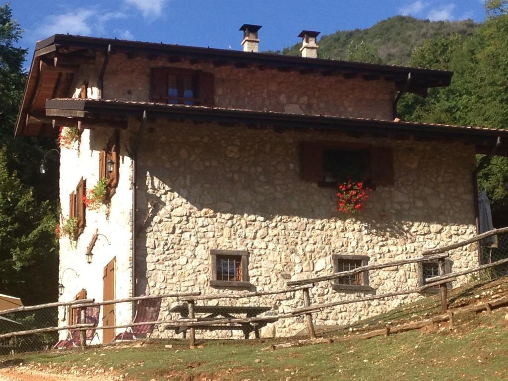 Вилла Agriturismo Agrimon Sabbio Chiese Экстерьер фото